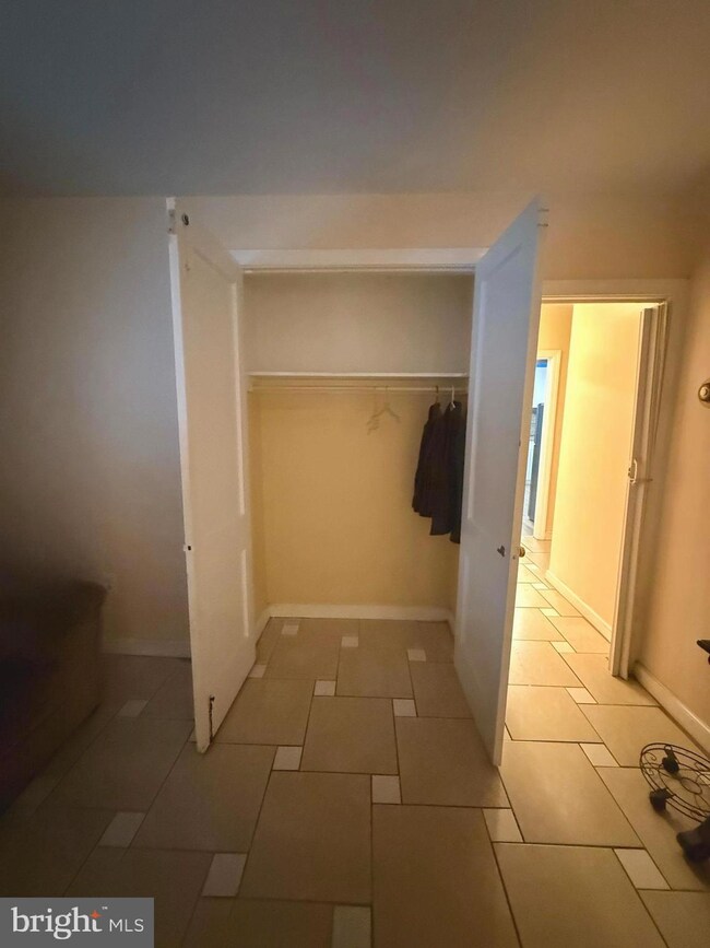 4401 Bleigh Ave unit 1, Philadelphia, PA 19136 - photo 6