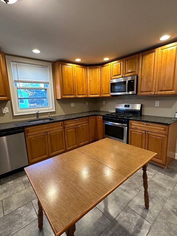 18 Thurston St unit 2, Boston, MA 02128 - photo 4