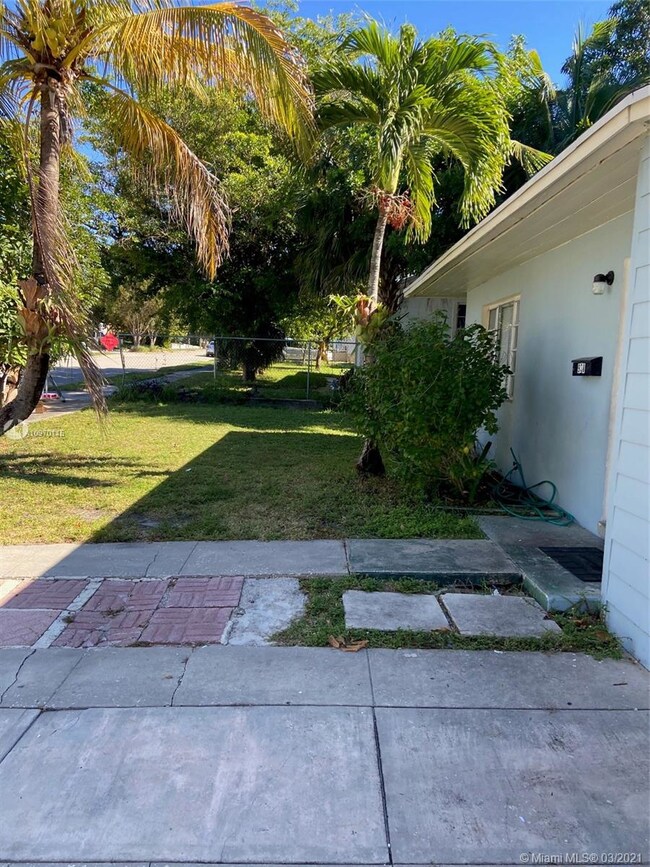 938 31st St, West Palm Beach, FL 33407 - photo 3