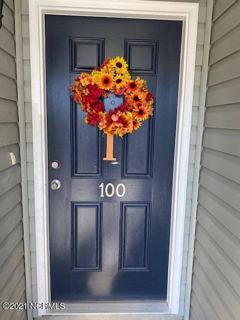 Broom straw FRont Door