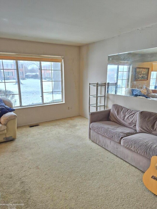 29368 Hoover Rd unit A3, Warren, MI 48093 - photo 4