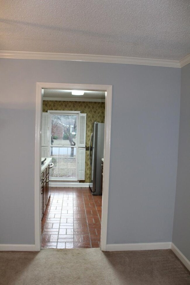 2518 Elton St, Albany, GA 31707 - photo 7