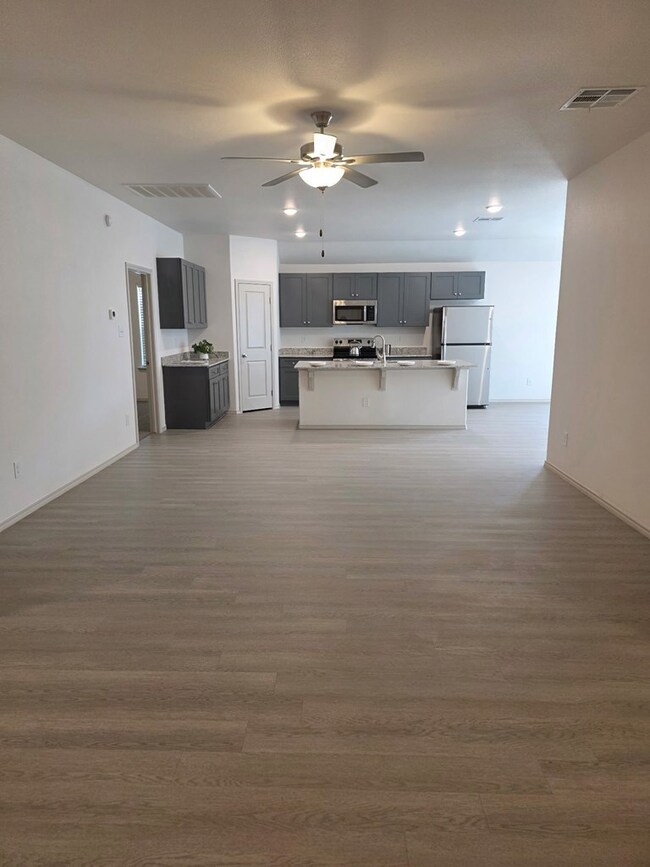 8128 E County Road 115, Midland, TX 79706 - photo 2