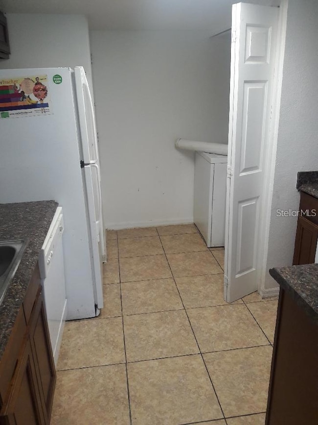 916 Washington Palm Loop, Davenport, FL 33897 - photo 3