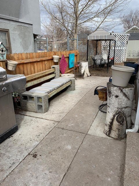 Patio<|><|>