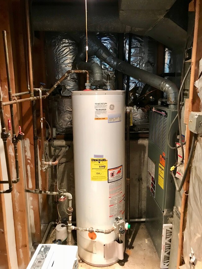 18951 Cedar Ave, Country Club Hills, IL 60478 - photo 5