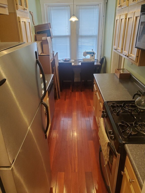 28 Quint Ave unit 11, Allston, MA 02134 - photo 2