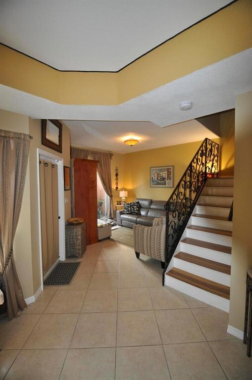 756 SW 106th Ave unit 1908, Pembroke Pines, FL 33025 - photo 5