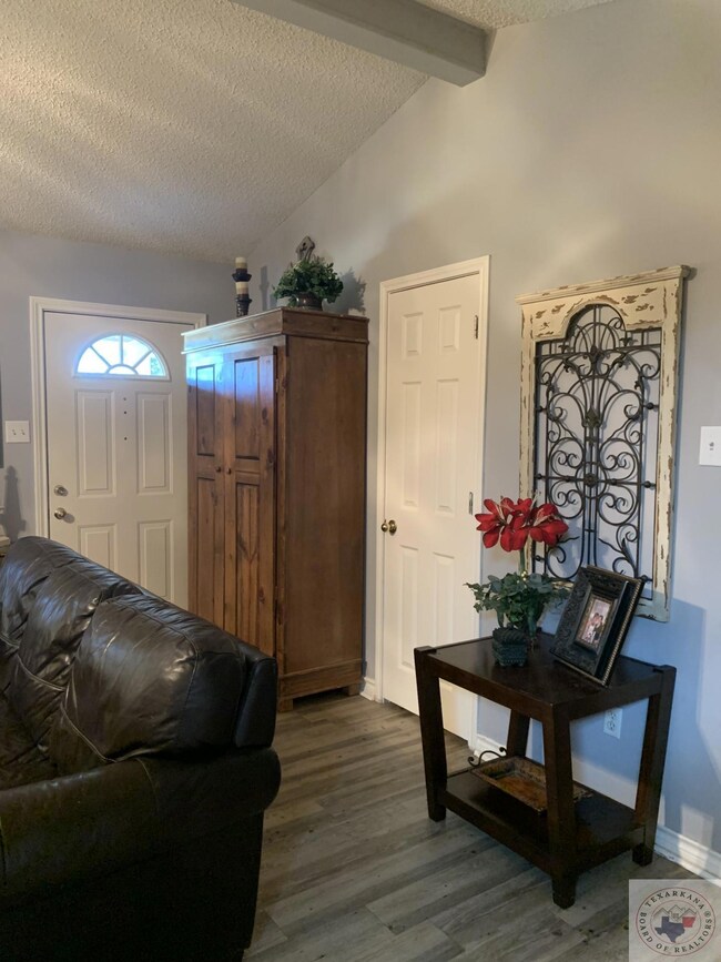 2603 Holly Dr, Texarkana, TX 75501 - photo 2