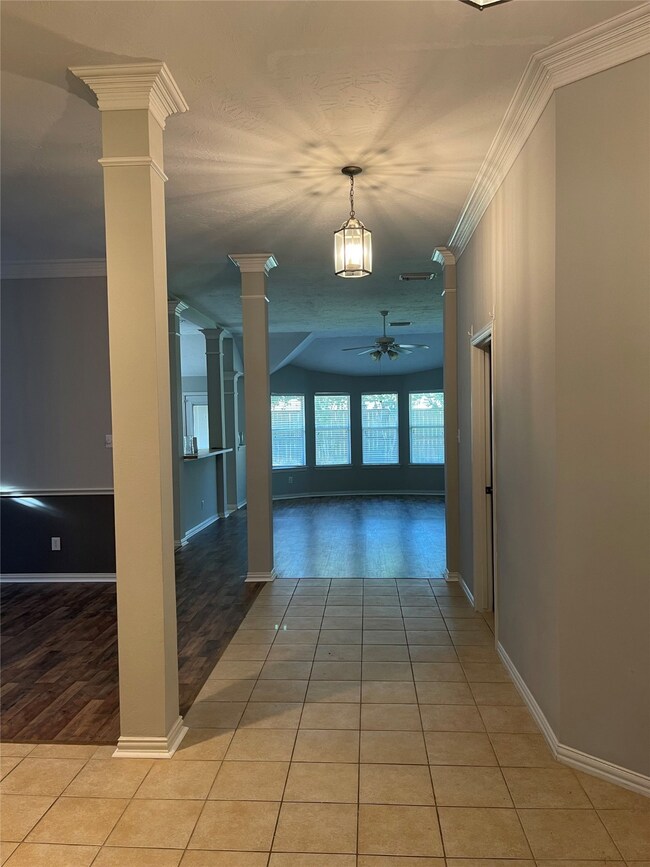 7631 Golden Thistle Ln, Cypress, TX 77433 - photo 3