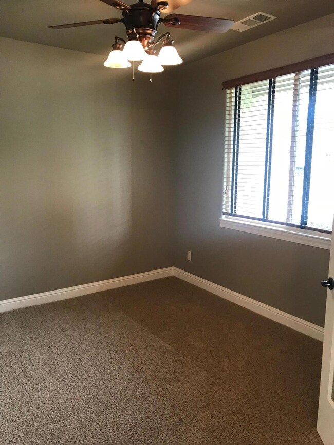 Nicolet bedroom 1
