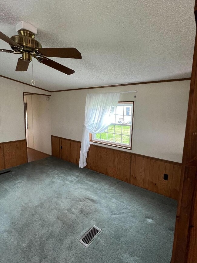 19 Pine Ridge Rd, Windsor, ME 04363 - photo 3