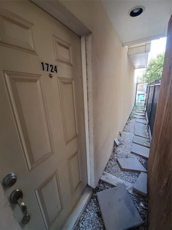 1724 Matilda St, Dallas, TX 75206 - photo 4