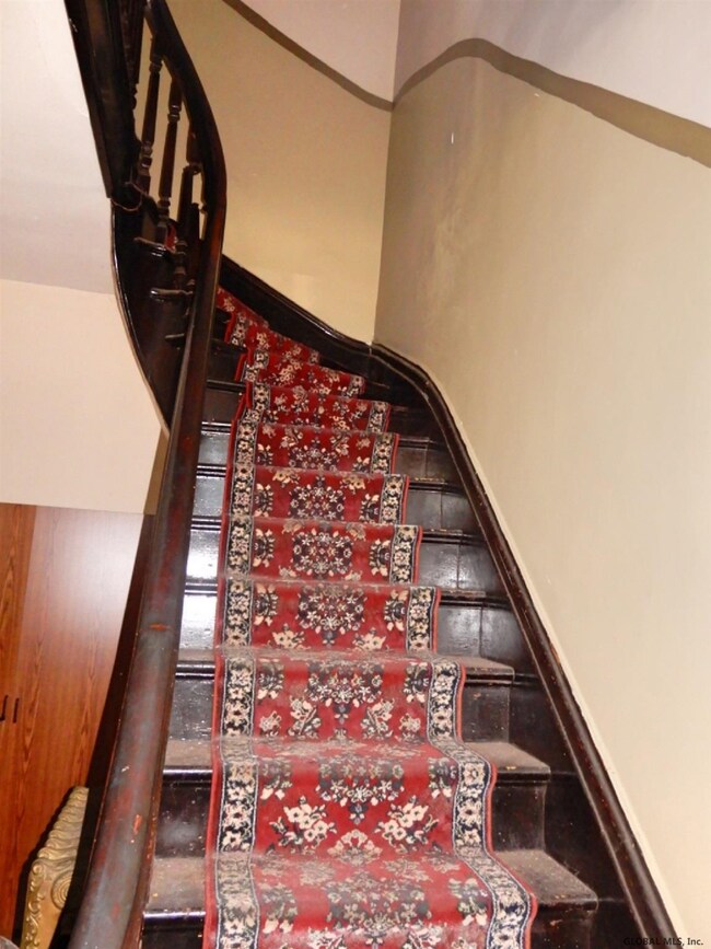 301 5th Ave, Troy, NY 12182 - photo 5