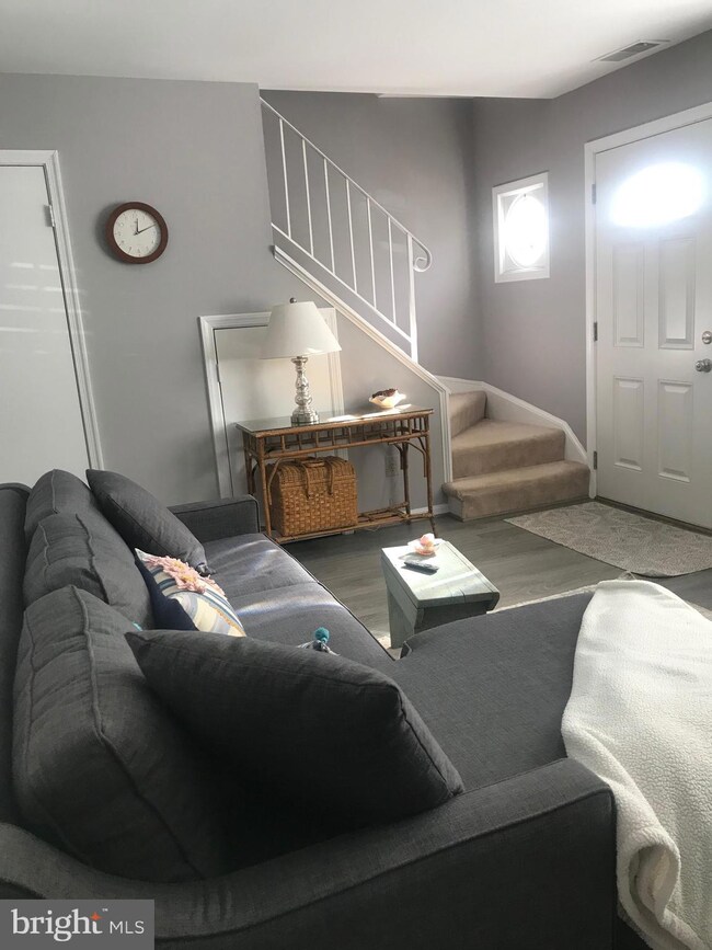 6025 Selwood Place, Springfield, VA 22152 - photo 3