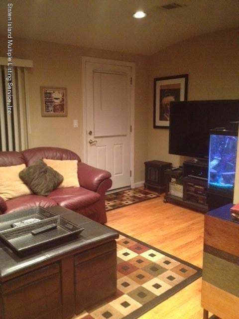 22 Francine Ct unit B, Staten Island, NY 10306 - photo 3