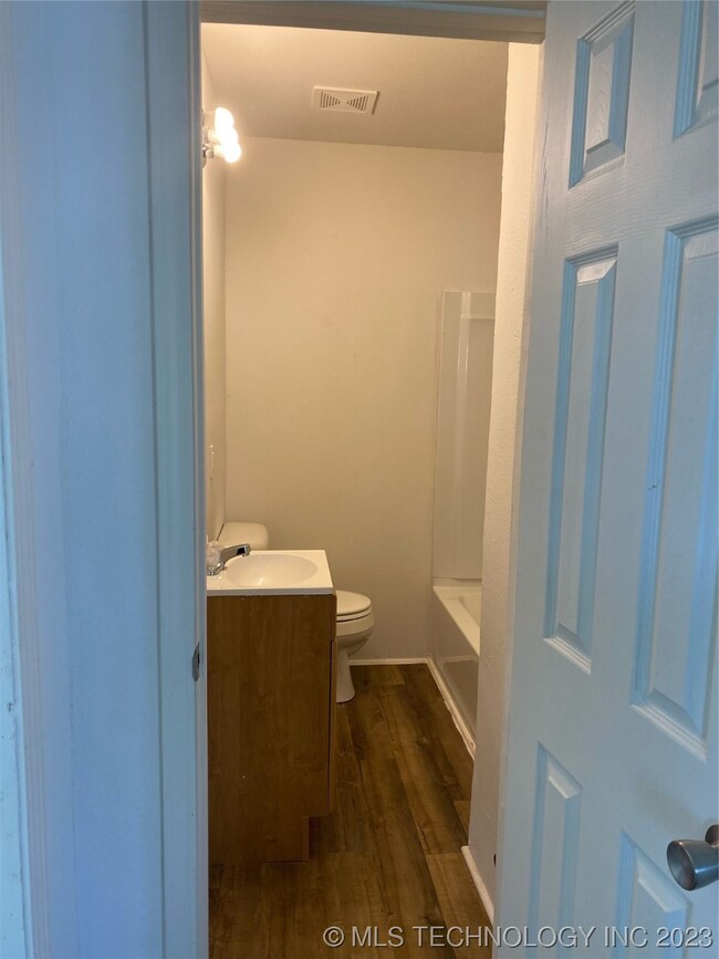 914 3rd Ave NW, Ardmore, OK 73401 - photo 7