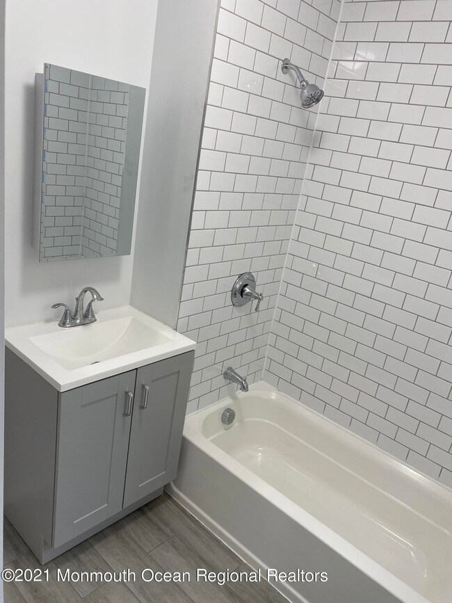 1076 Fulton St unit 1, Rahway, NJ 07065 - photo 4