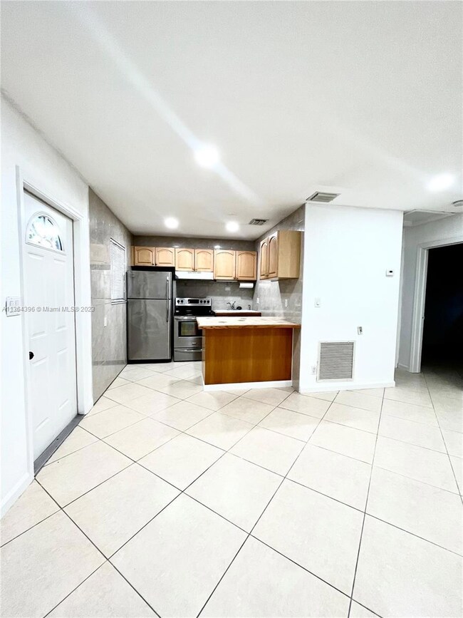 731 SW 14th Ave unit 3, Fort Lauderdale, FL 33312 - photo 7