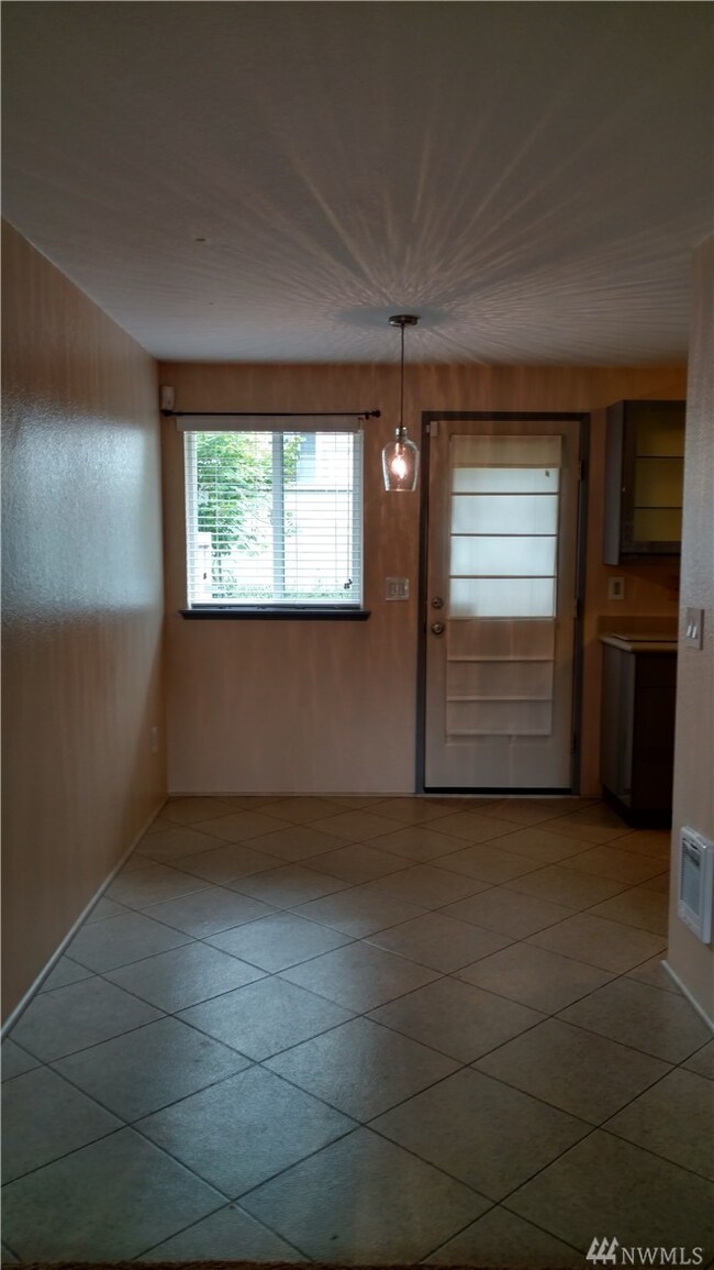 5706 99th Street Ct E unit 5706, Puyallup, WA 98373 - photo 4