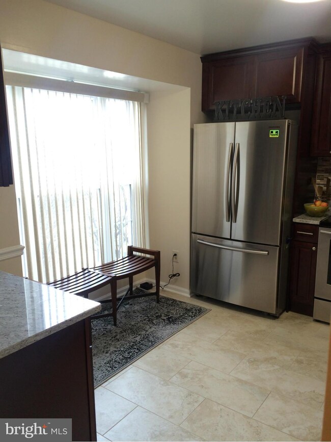 1015 Lake Shore Dr, Bowie, MD 20721 - photo 5