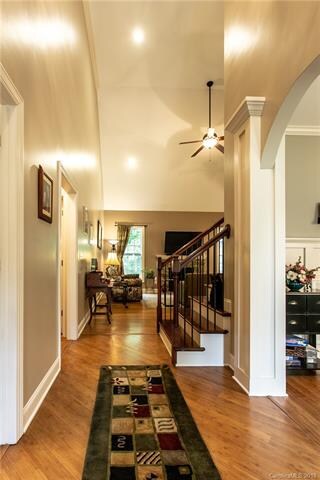 Foyer, WOW!