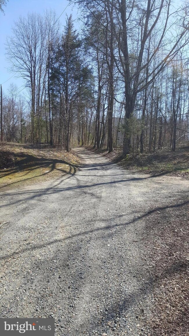28 Knapp Rd, Stafford, VA 22554 - photo 2