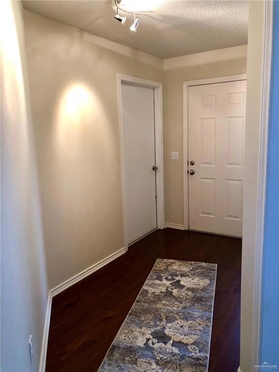 413 Rexine Dr, Alamo, TX 78516 - photo 7