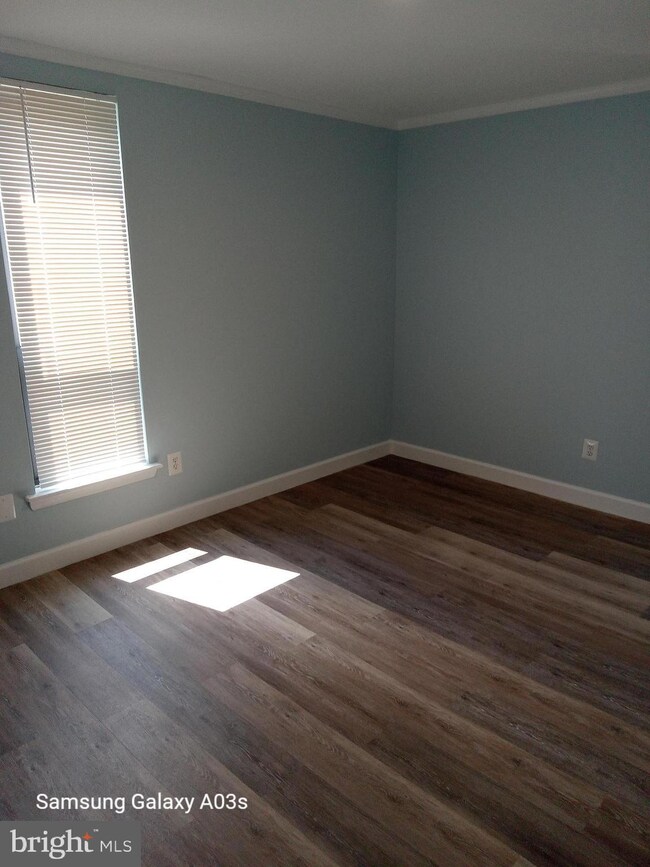 3330 Huntley Square Dr unit A2, Temple Hills, MD 20748 - photo 5