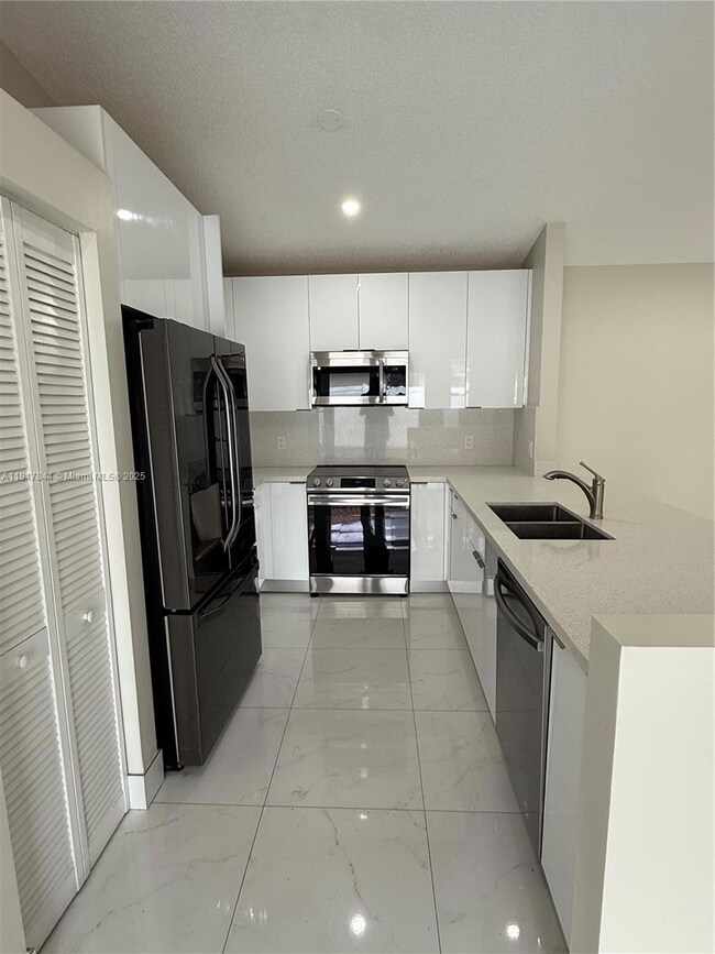 14480 SW 112th St, Miami, FL 33186 - photo 7