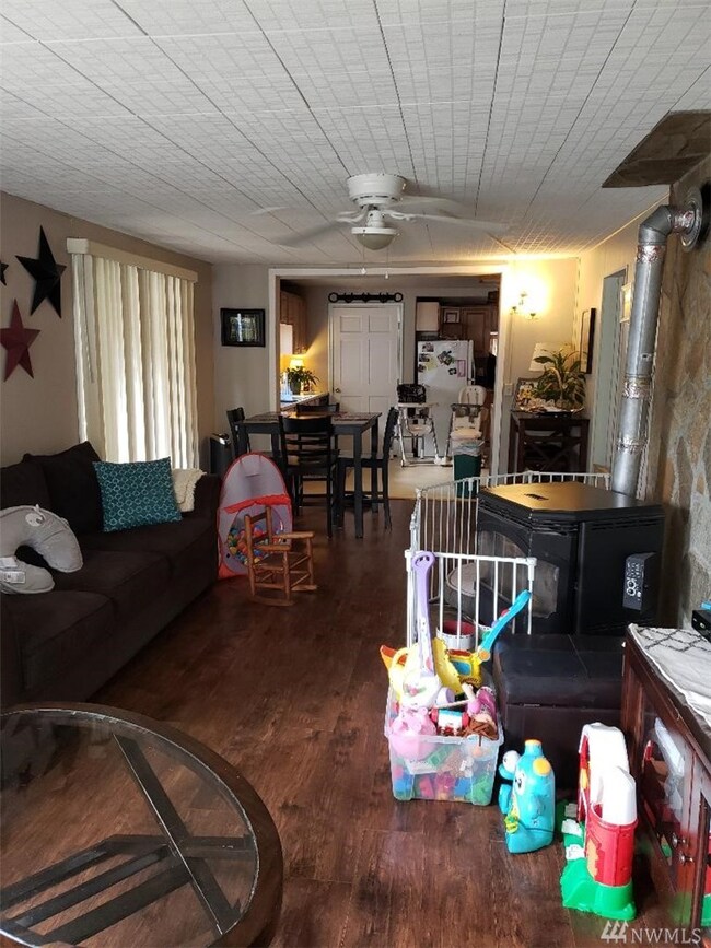 315 Bowlin Ave NE, Orting, WA 98360 - photo 5