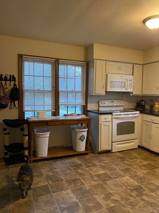 Homey kitchen