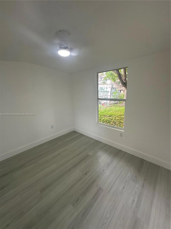 OFFICE PLAYROOM