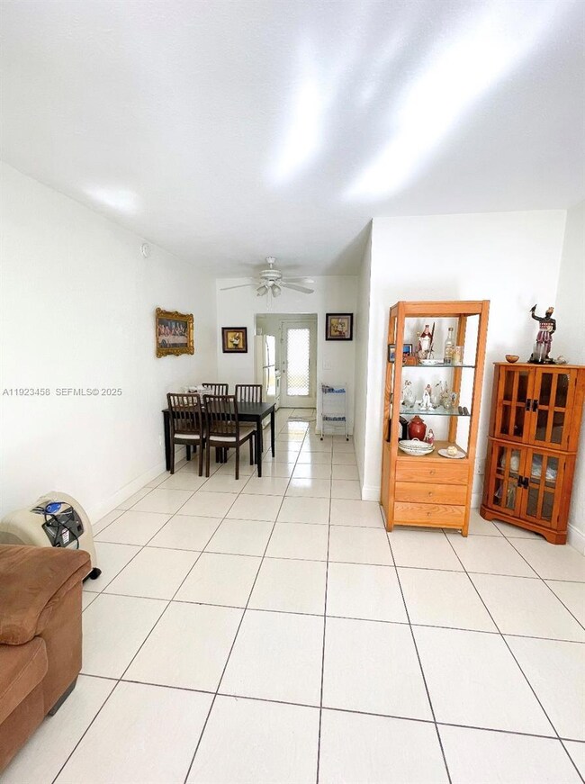 6895 Byron Ave unit 207, Miami Beach, FL 33141 - photo 6