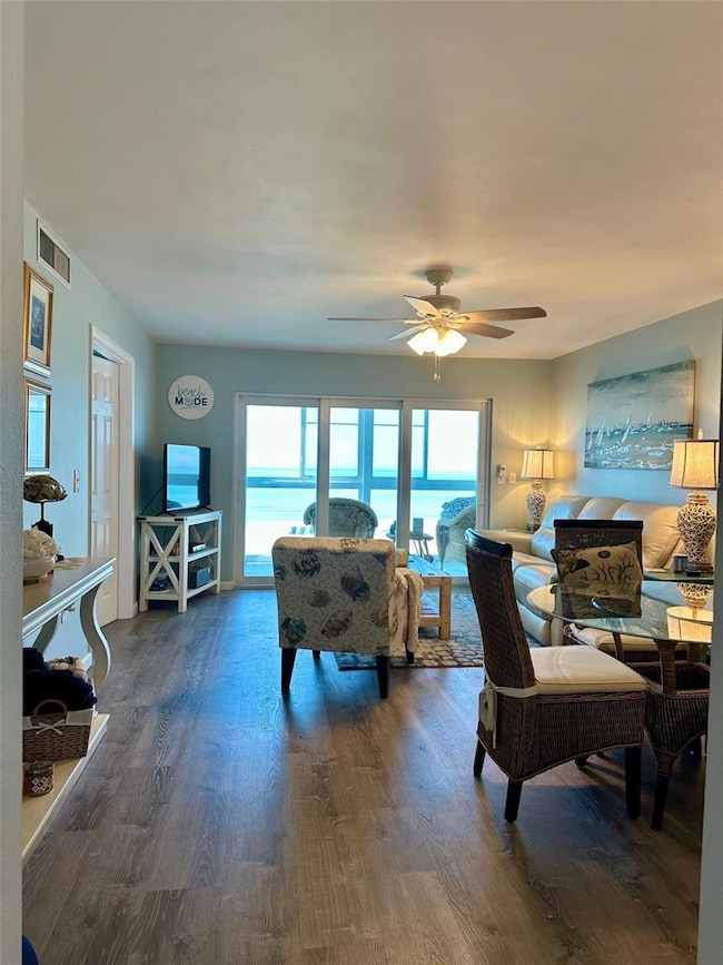 950 Tarpon Center Dr unit 301, Venice, FL 34285 - photo 3