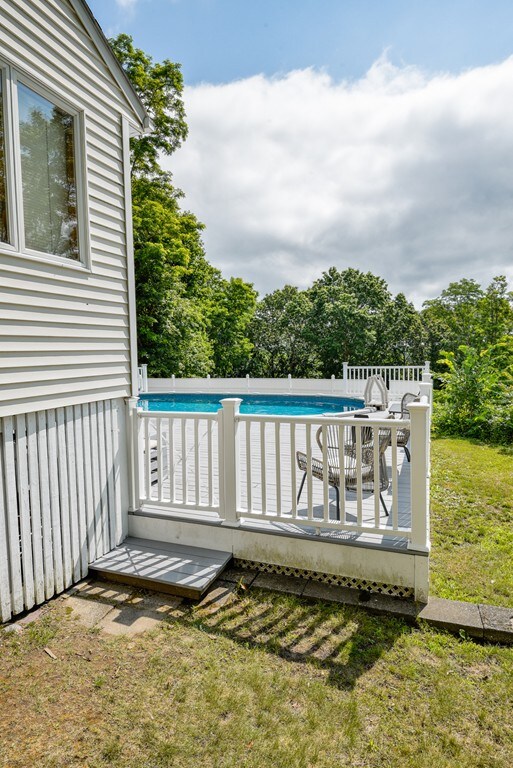 35 Steele St, Worcester, MA 01607 - photo 4