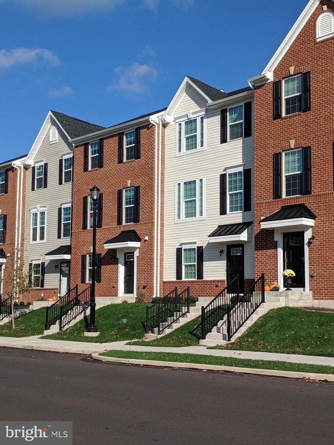 17 N School Ln, Souderton, PA 18964 - photo 2