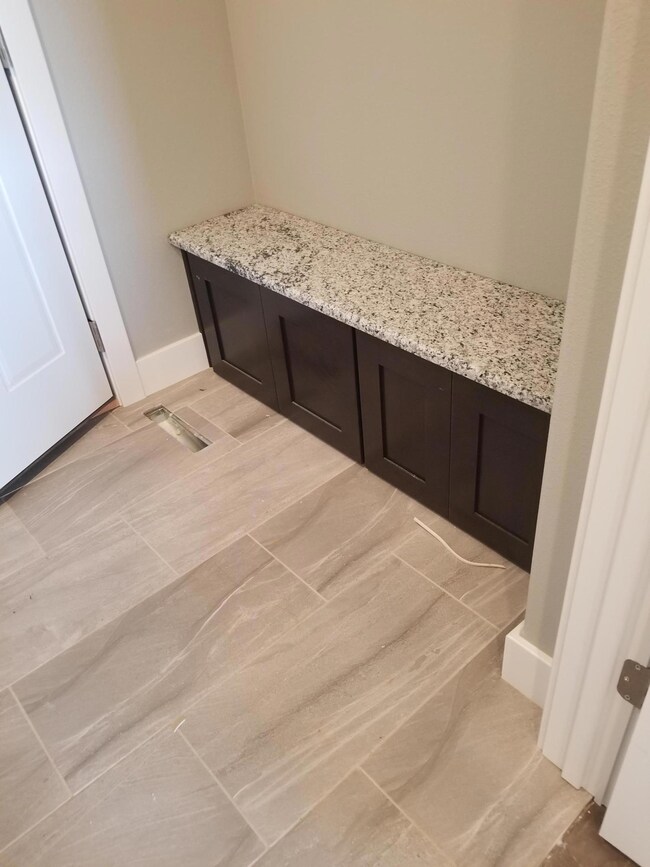 821 E Crystal Ave, Nixa, MO 65714 - photo 5