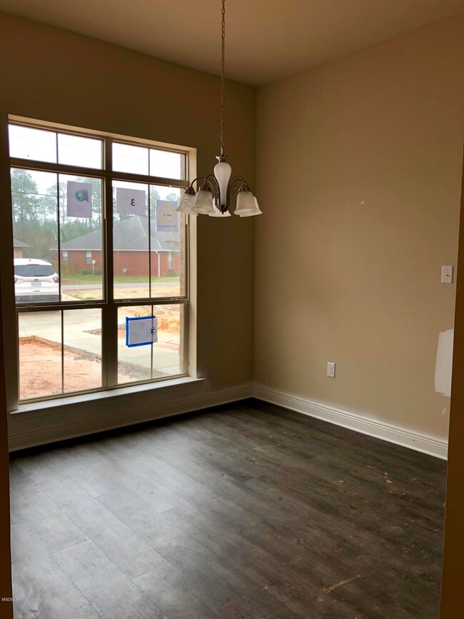 Spacious dining room