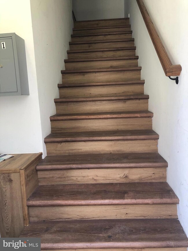 327 Park Ave unit 2, Baltimore, MD 21201 - photo 7