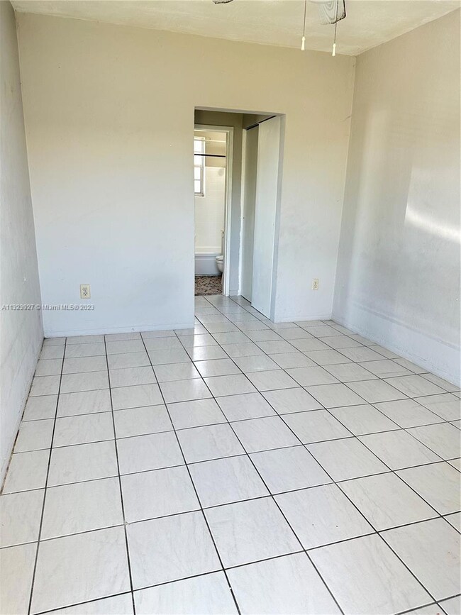 4210 SW 25th St unit 1, West Park, FL 33023 - photo 7