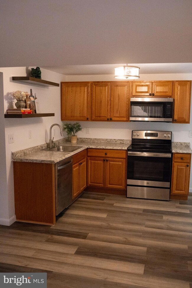 110 N Berks Aly, Harrisburg, PA 17111 - photo 4