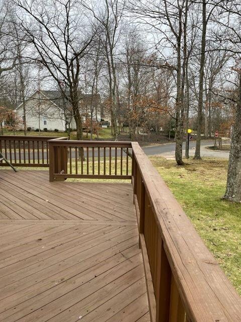 1280 Honey Locust Dr, Columbus, IN 47201 - photo 5