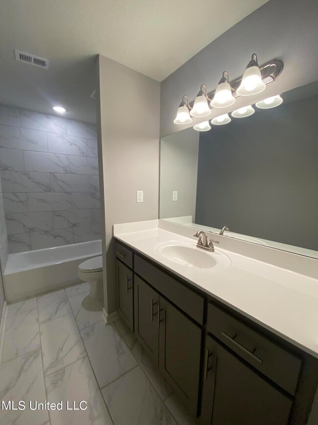 3160 Magnolia Bloom Dr, Hernando, MS 38632 - photo 6