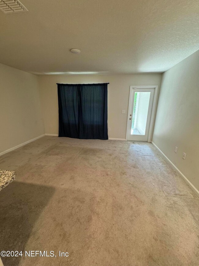 5984 Creekside Crossing Dr, Jacksonville, FL 32210 - photo 7