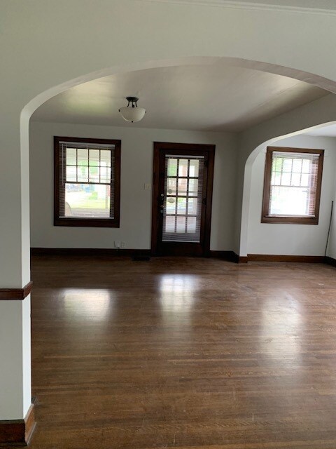 734 E 53rd St, Indianapolis, IN 46220 - photo 4