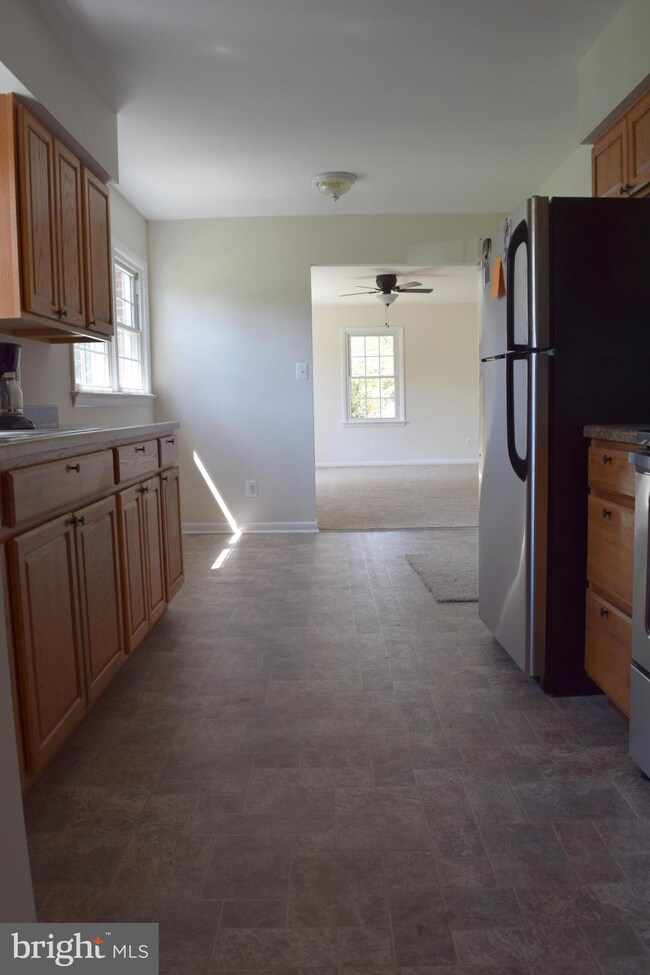 25346 Three Notch Rd, Hollywood, MD 20636 - photo 2