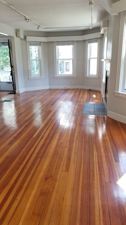 128 Garden St unit 1, Cambridge, MA 02138 - photo 2