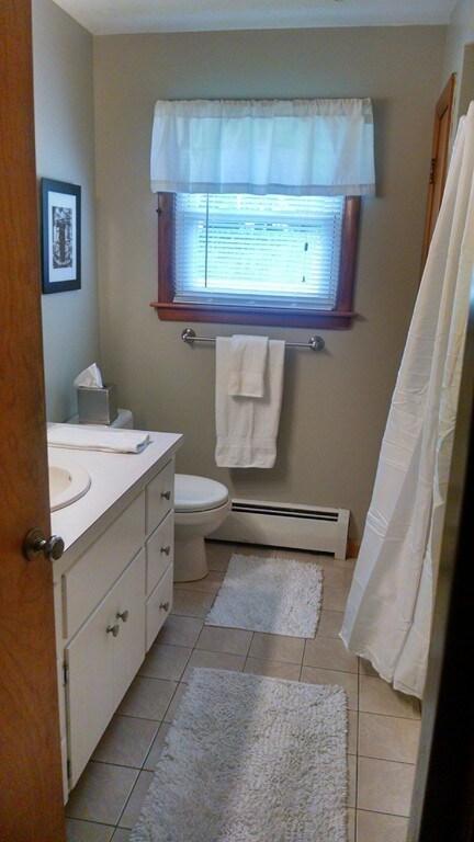 96 Colonial Rd, Lawrence, MA 01843 - photo 7