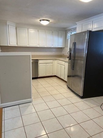 39 Elmfield Rd, Framingham, MA 01701 - photo 4